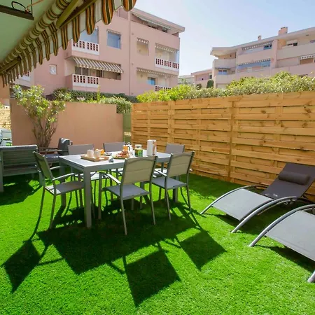 Le Ptit Max Centre - Terrasse سانت ماكسيم