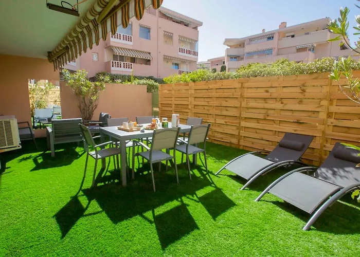 Le Ptit Max Centre - Terrasse Sainte-Maxime