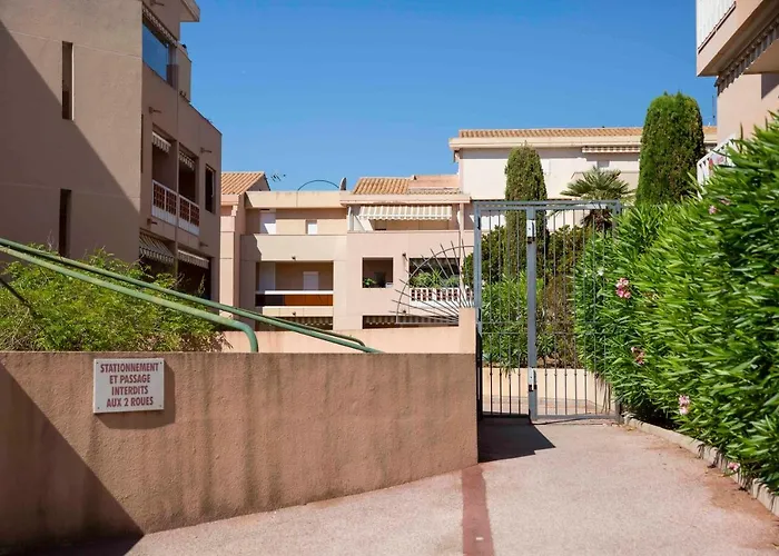 Le Ptit Max Centre - Terrasse Sainte-Maxime